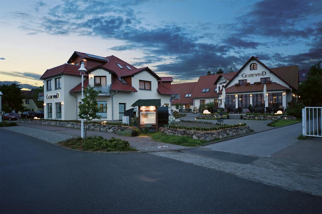Hotel Godewind Thiessow Eksteriør billede