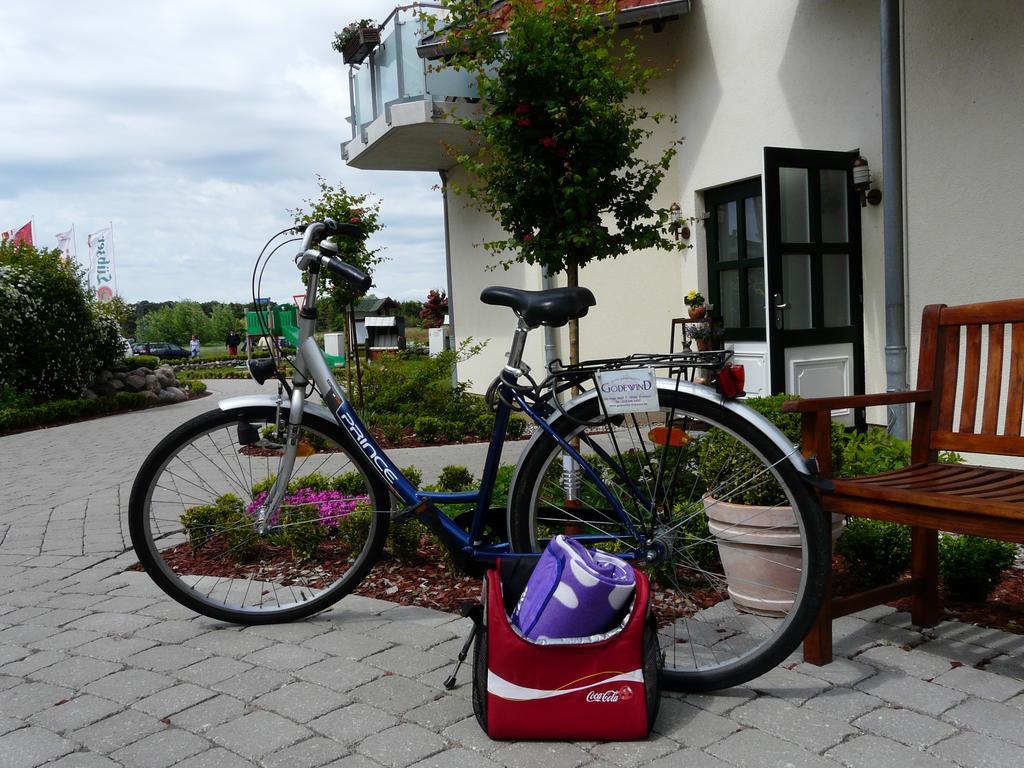 Hotel Godewind Thiessow Eksteriør billede